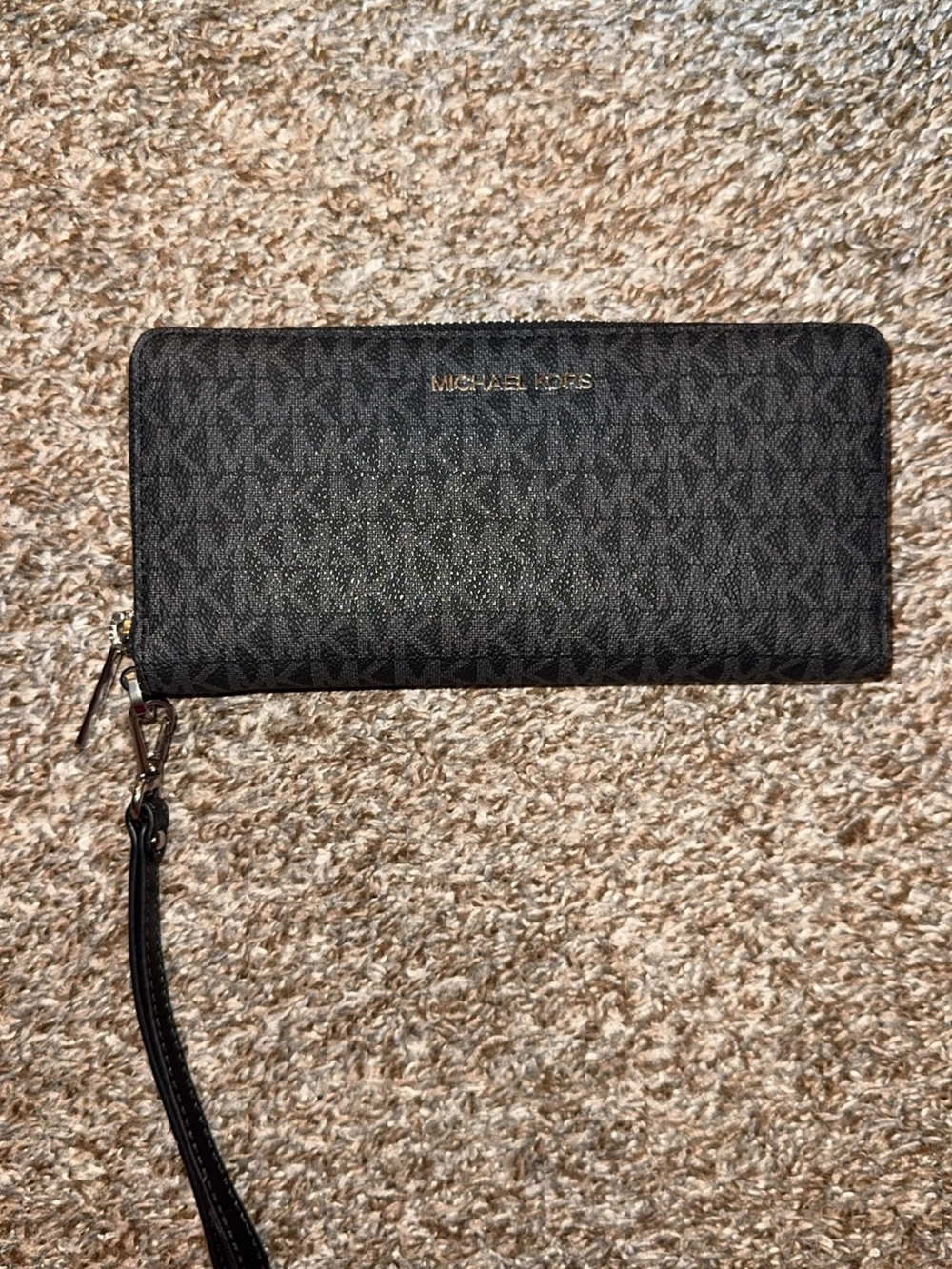 Michael Kors Black Signature MK Zip Wallet Wristlet